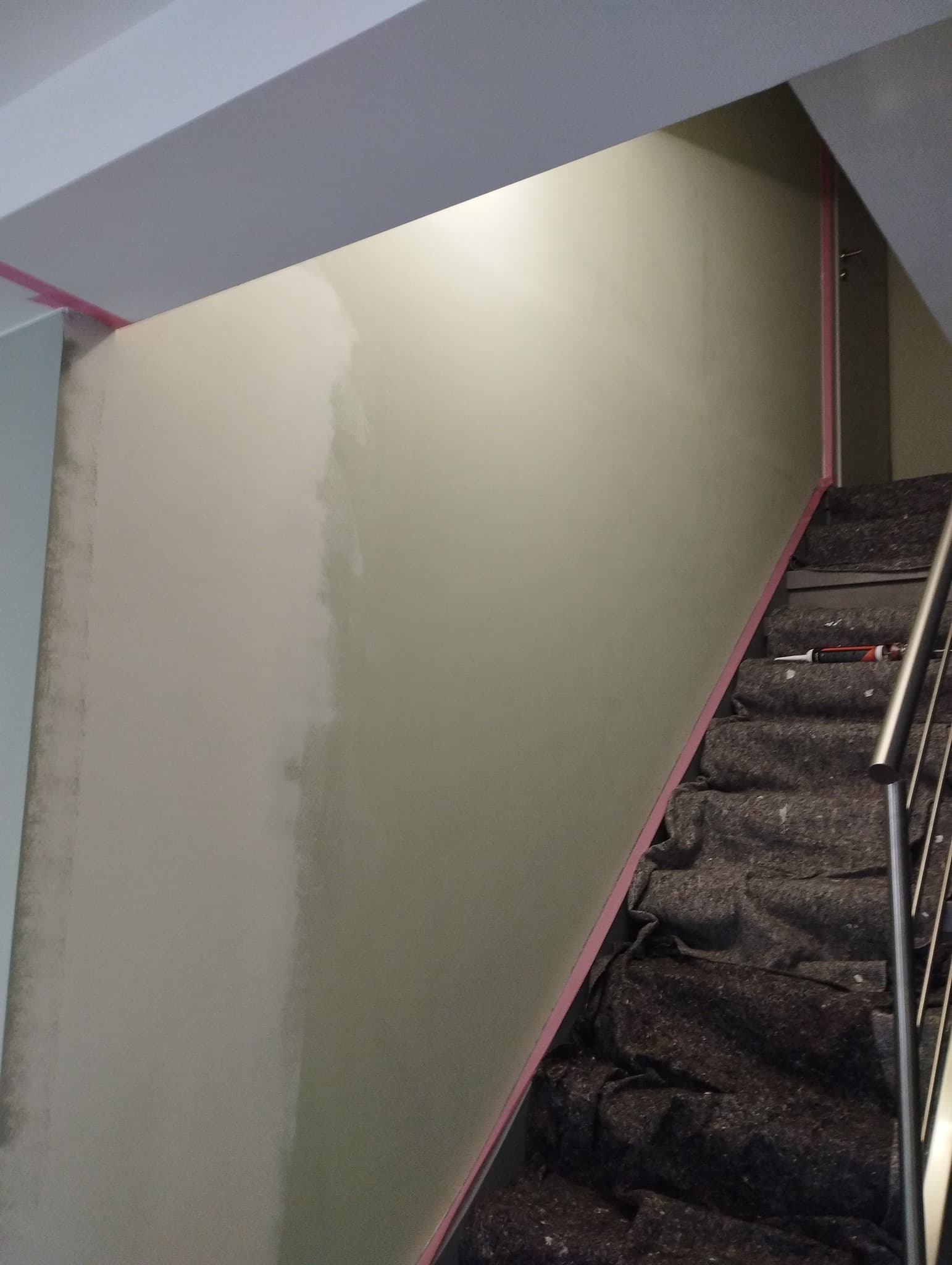 Peinture escalier - Elange - Avant