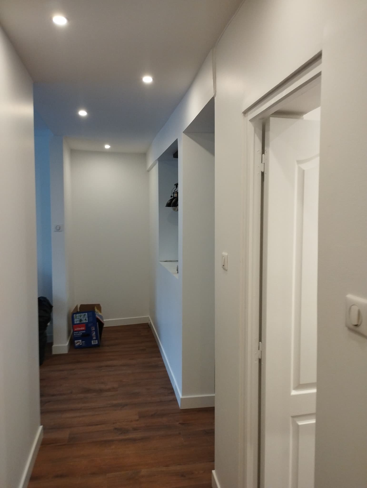 Couloir rénové en collaboration - Metz - Après